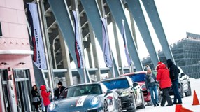 Porsche Driving Experience. Вызов стихии на повышенных оборотах