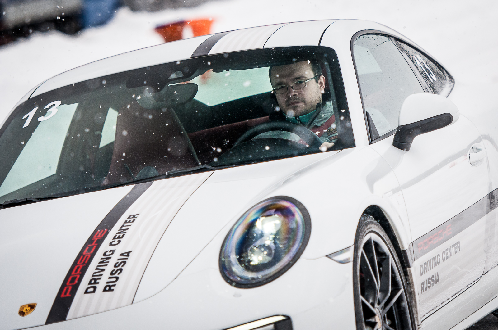 Porsche Driving Experience. Вызов стихии на повышенных оборотах