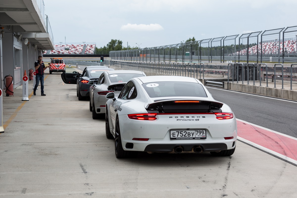 Porsche Driving Experience Summer.