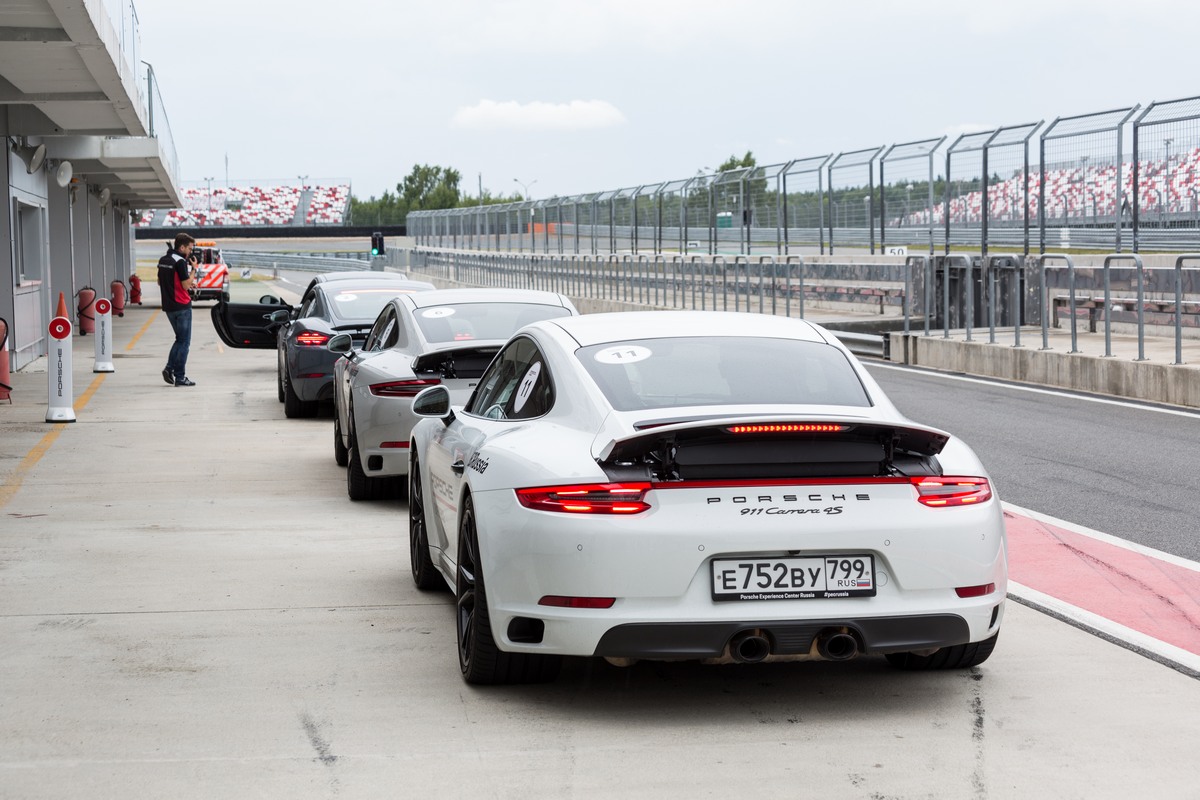 Porsche Driving Experience Summer.