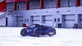 Стиль вождения - зимний. Porsche Experience Winter 2020.