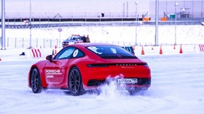 Стиль вождения - зимний. Porsche Experience Winter 2020.