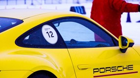 Стиль вождения - зимний. Porsche Experience Winter 2020.