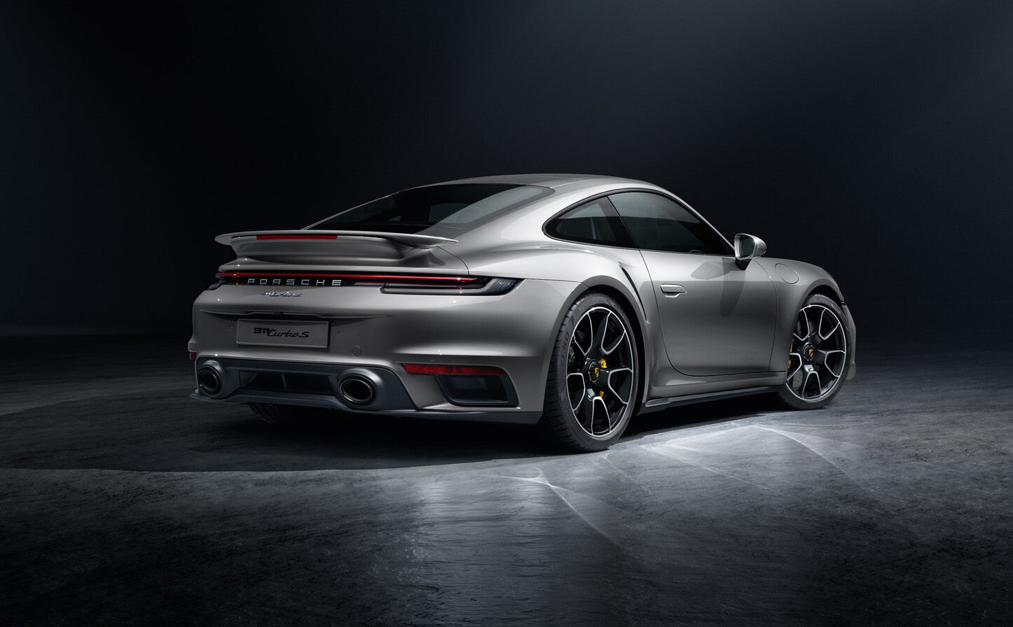  Porsche 911 Turbo S 2022-2023      